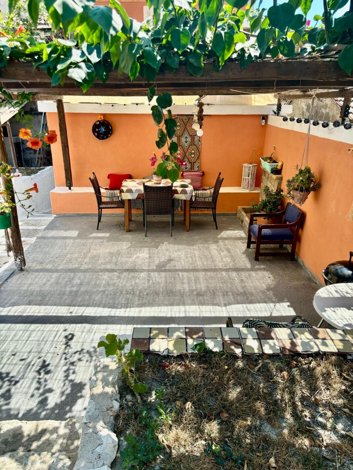 Traditional Corfiot House Apartment Perivolion