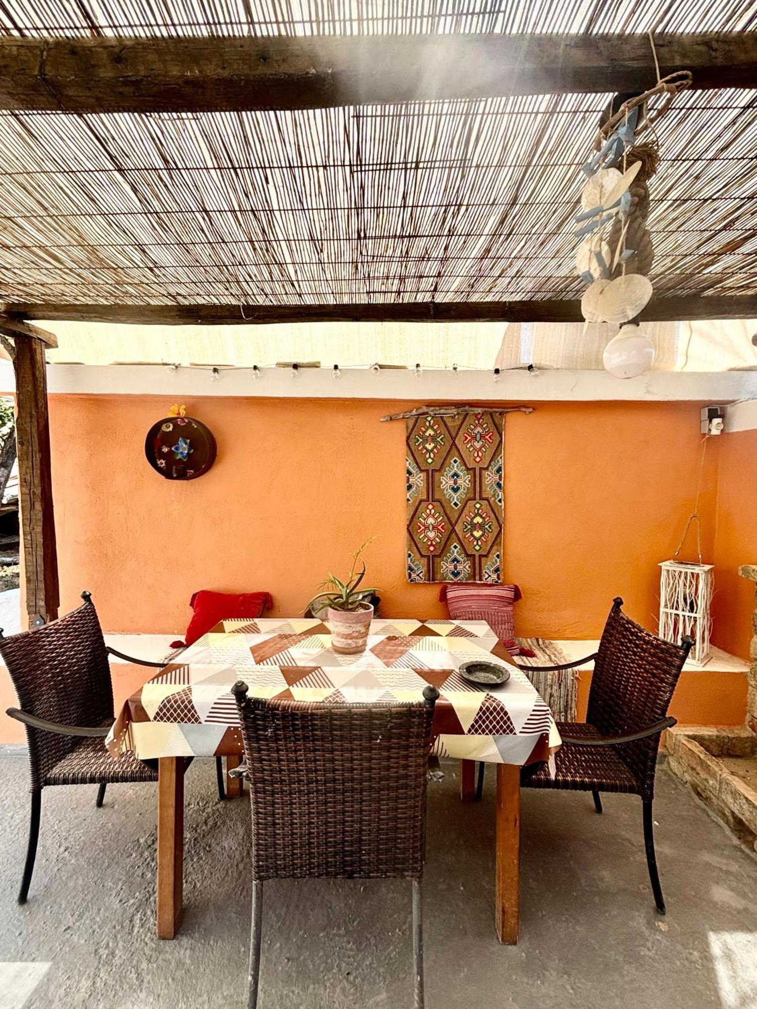 Traditional Corfiot House * Perivolion